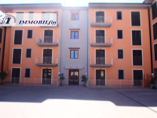 zoom immagine (Appartamento 110 mq, soggiorno, 2 camere, zona Portella di Mare)