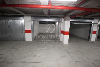 zoom immagine (Garage 15 mq, zona San Lorenzo)