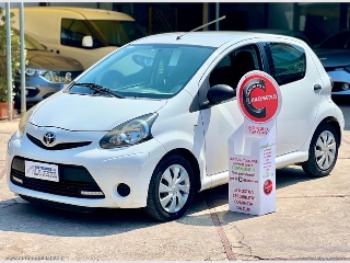 zoom immagine (TOYOTA Aygo 1.0 5p. Active Connect)