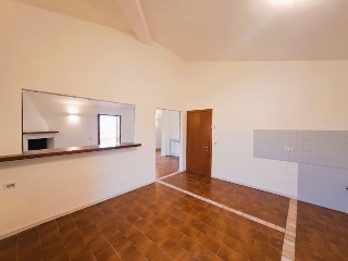 zoom immagine (Appartamento 120 mq, soggiorno, 3 camere, zona San Donato)