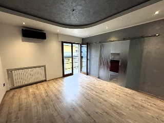zoom immagine (Appartamento 95 mq, soggiorno, 2 camere, zona Brusegana)
