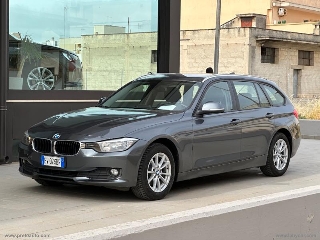 zoom immagine (BMW 318d xDrive Touring)