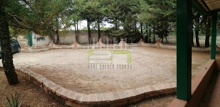zoom immagine (Villa 90 mq, soggiorno, 2 camere, zona Avola antica)
