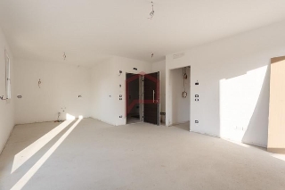 zoom immagine (Appartamento 108 mq, 2 camere, zona Trivignano)