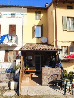 zoom immagine (Casa a schiera 70 mq, 1 camera, zona Santa Giuletta)